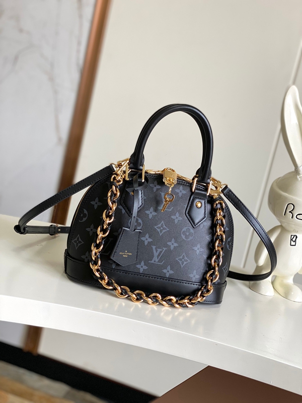 ルイヴィトンバッグ正面デザイン